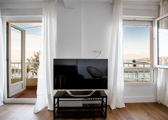 Llorenzu El Santu - Vistas Al Mar - 4 Hab Y 3 Banos - Vut-6322-as Apartmán Gijón